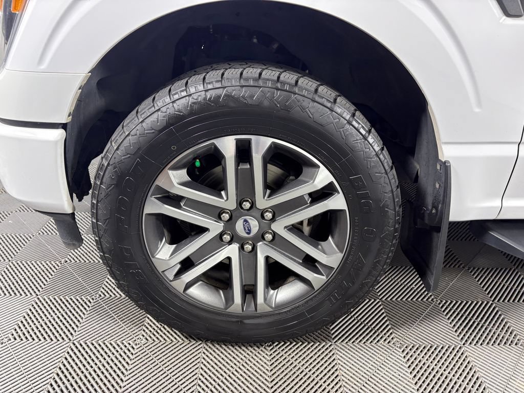 Certified 2021 Ford F150 XL w/ STX Appearance Package AWD/4WD image 11