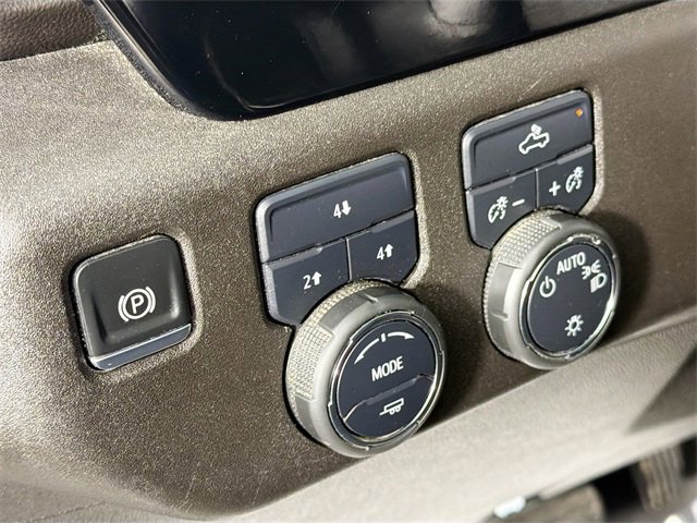 Used 2024 Chevrolet Silverado 2500 LT image 10