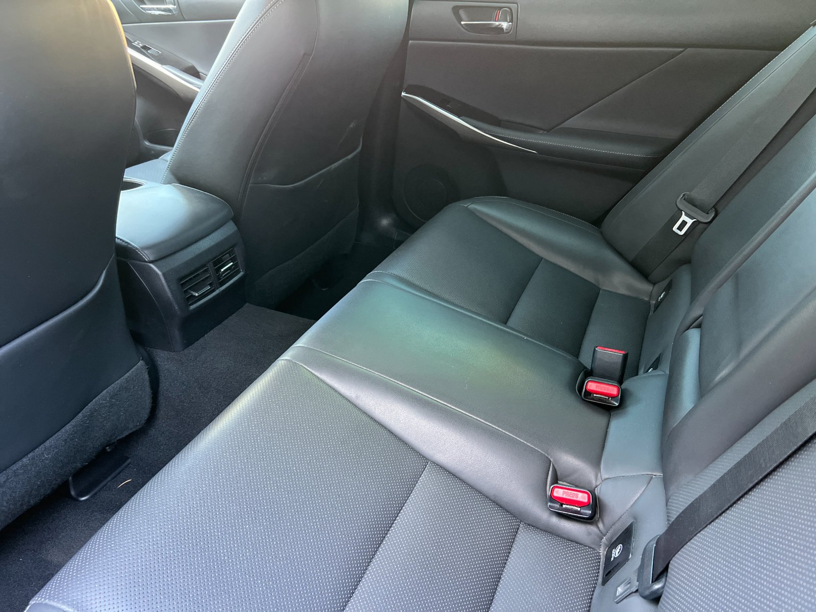 Used 2015 Lexus IS 250 w/ Navigation System Package RWD image 12