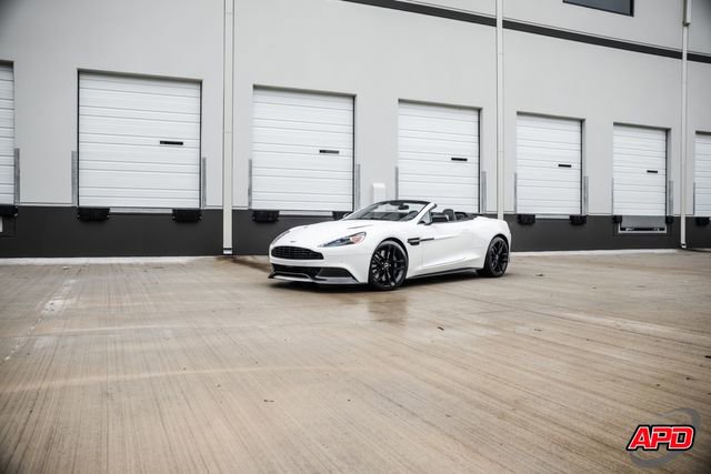 Used 2016 Aston Martin Vanquish Volante RWD image 44