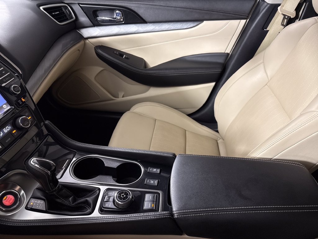 Used 2018 Nissan Maxima 3.5 SV FWD image 21