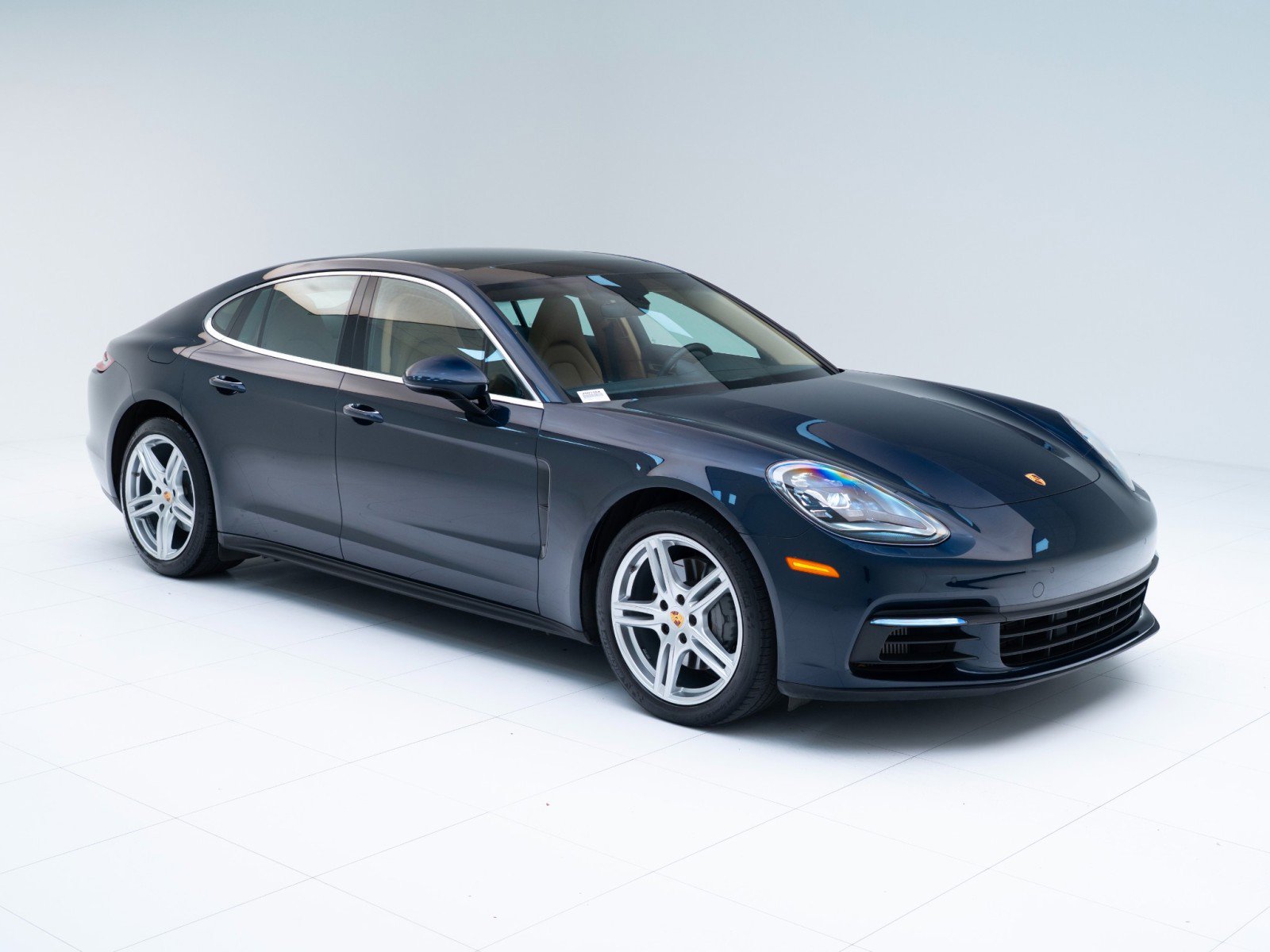 Certified 2018 Porsche Panamera 4S AWD/4WD image 7