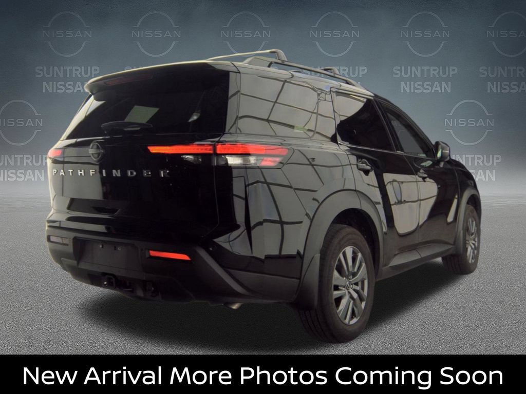 Certified 2025 Nissan Pathfinder SV w/ SV Premium Package FWD image 3