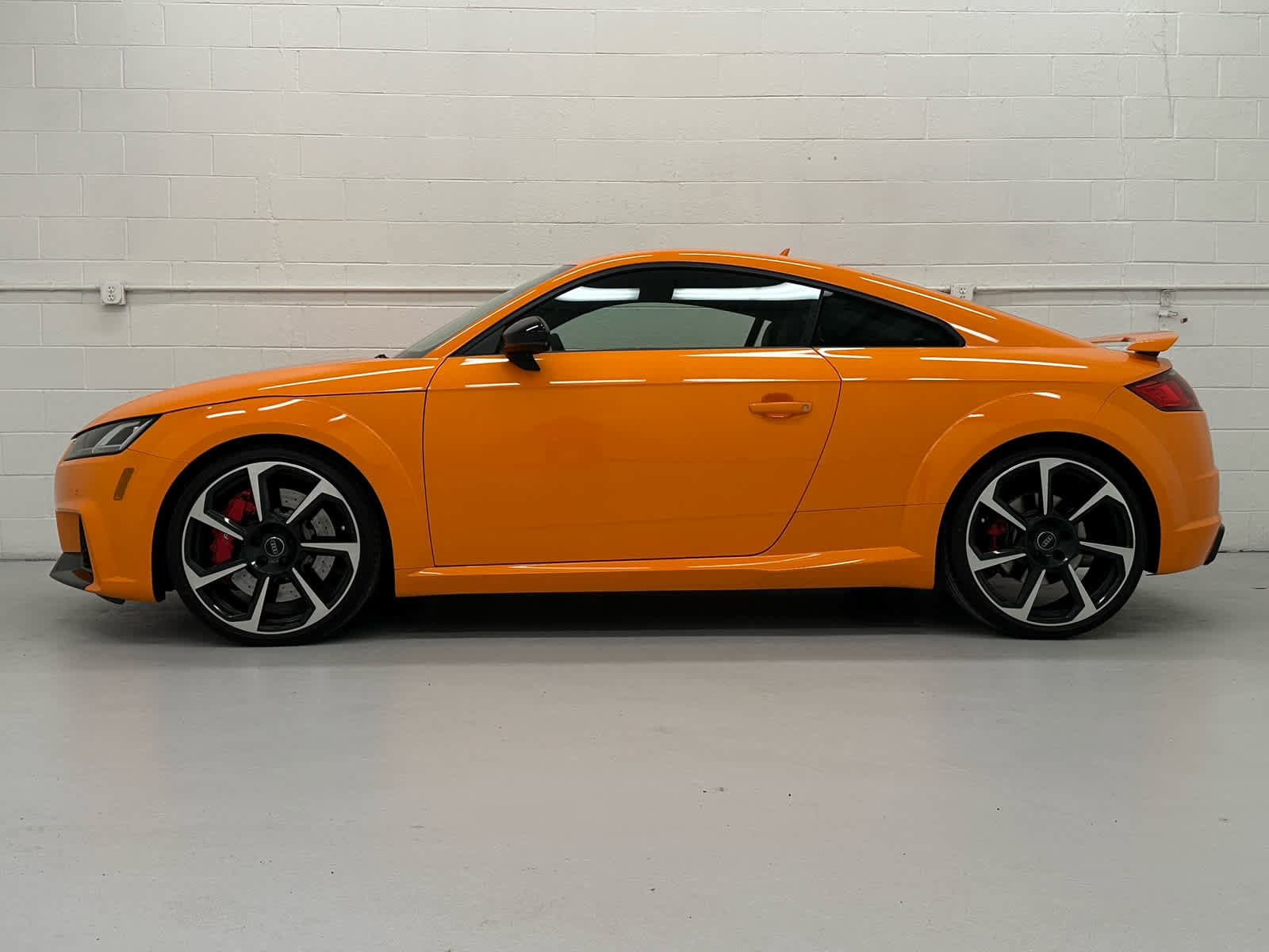 Used 2018 Audi TT RS image 3