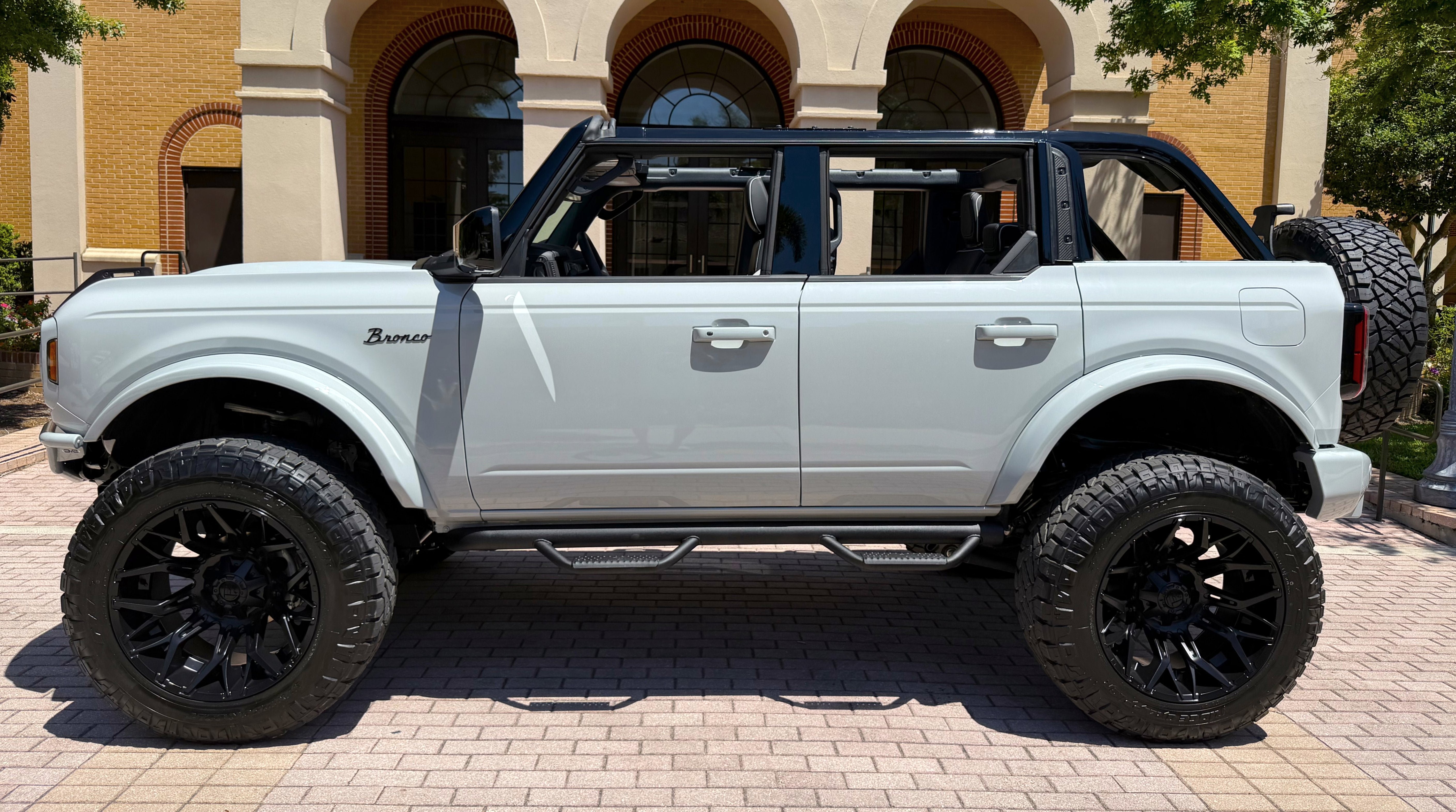 Used 2026 Ford Bronco Outer Banks AWD/4WD image 16