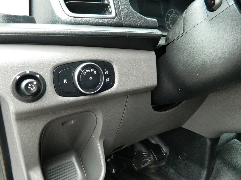 Used 2020 Ford Transit 350 Medium Roof RWD image 20