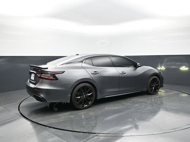 Used 2022 Nissan Maxima SR w/ Sport Mat Group FWD image 7