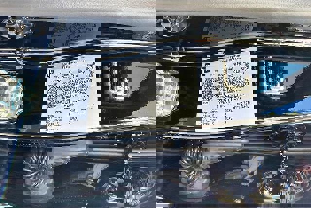 New 2026 GMC Canyon Denali image 13