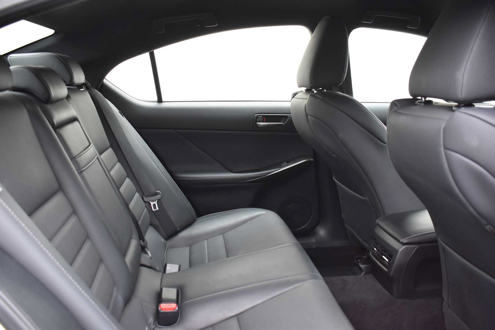 Used 2021 Lexus IS 350 F Sport w/ Accessory Package 2 AWD/4WD image 10
