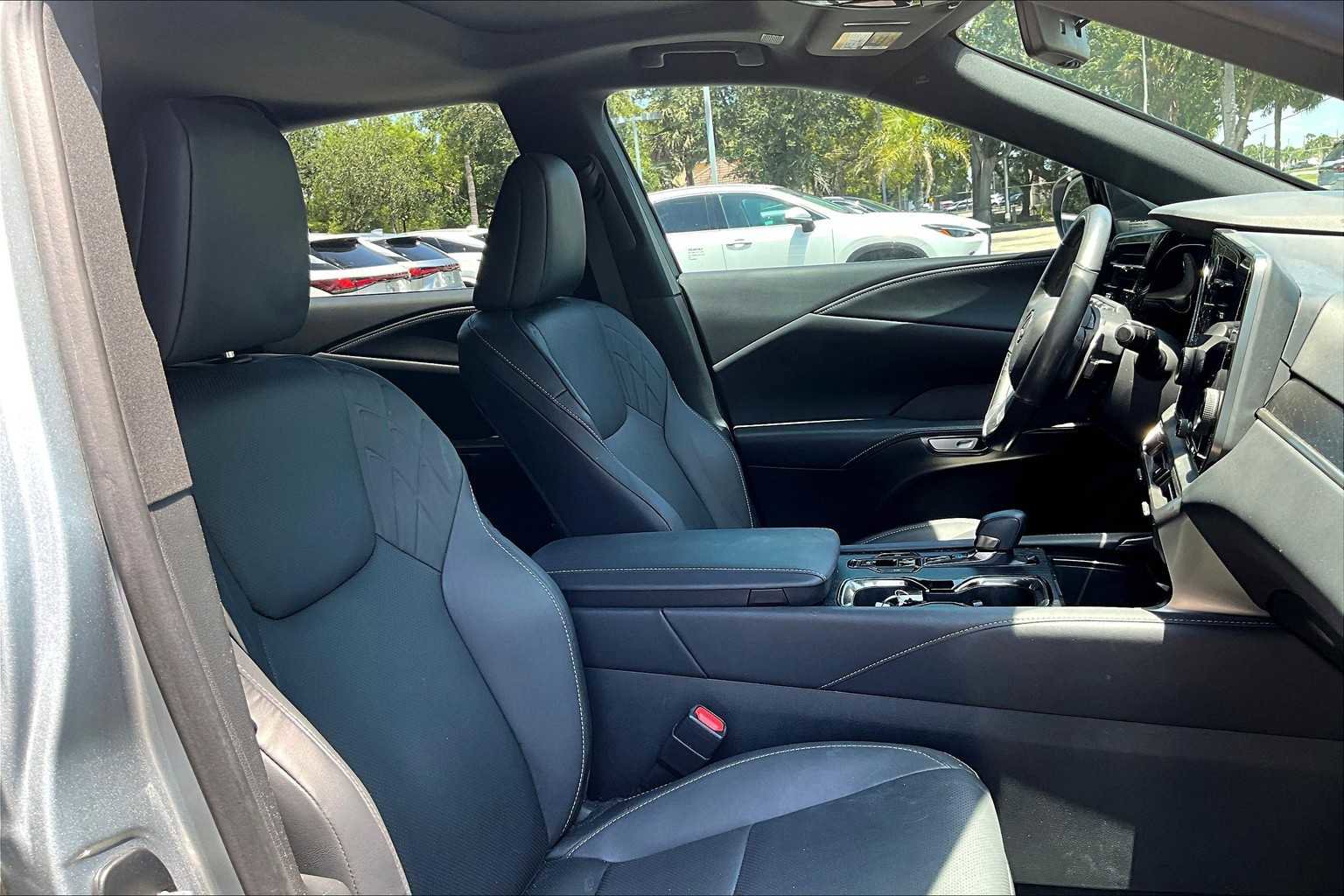 Used 2023 Lexus RX 350 Premium w/ Accessory Package (Z1) image 16