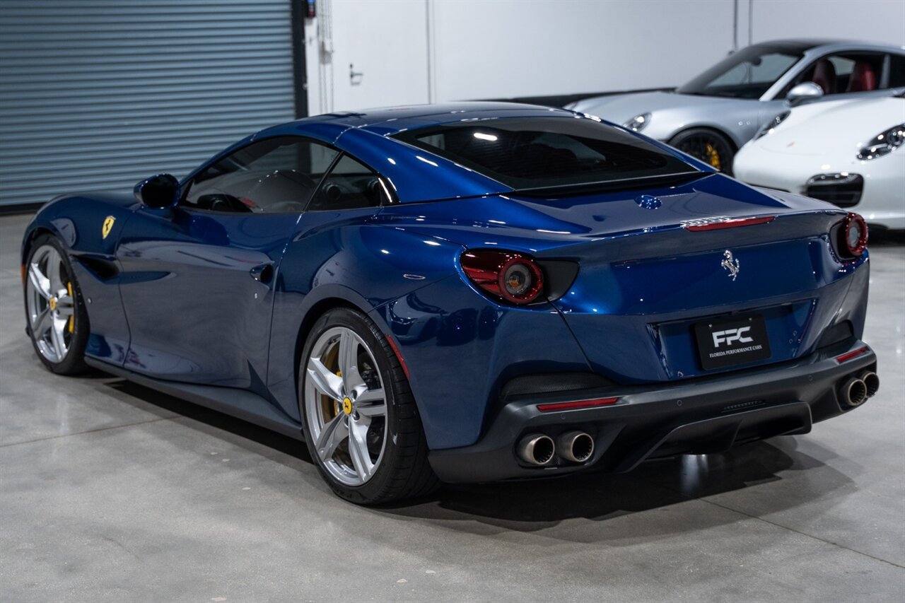 Used 2020 Ferrari Portofino RWD image 12