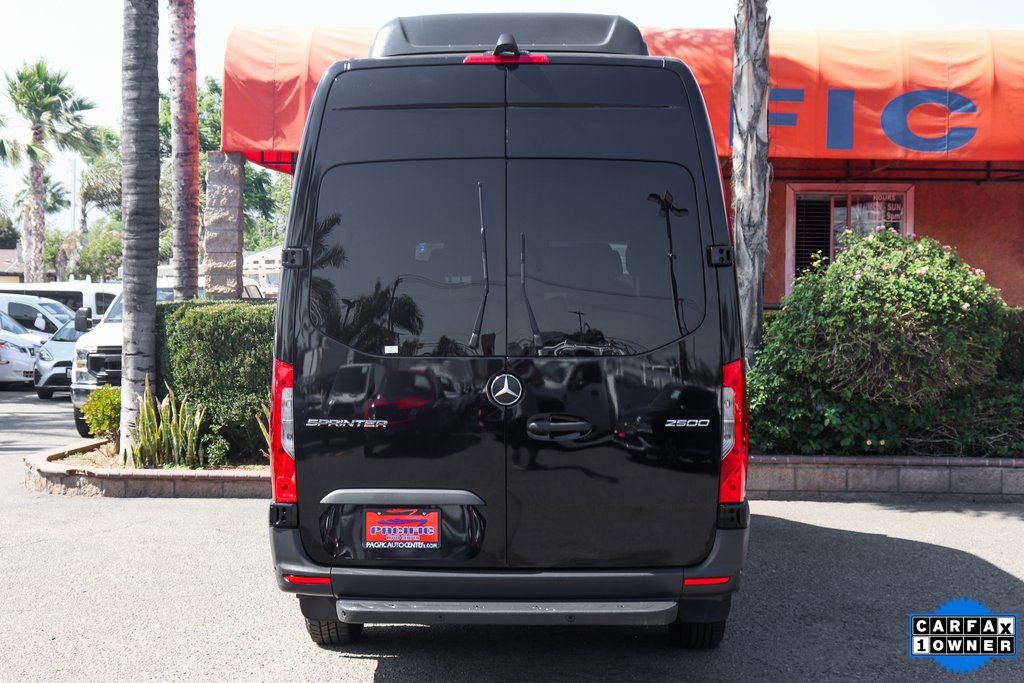 Used 2023 Mercedes-Benz Sprinter 2500 image 7