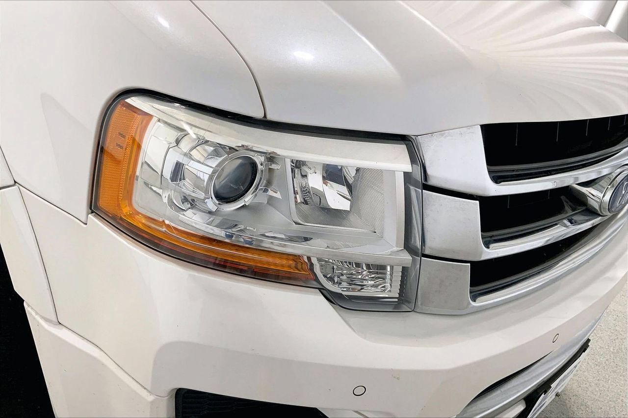 Used 2017 Ford Expedition EL King Ranch RWD image 12