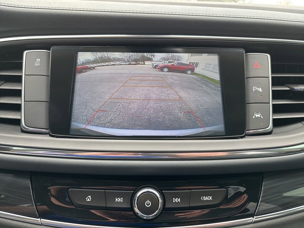 Used 2018 Buick Enclave Premium FWD image 23