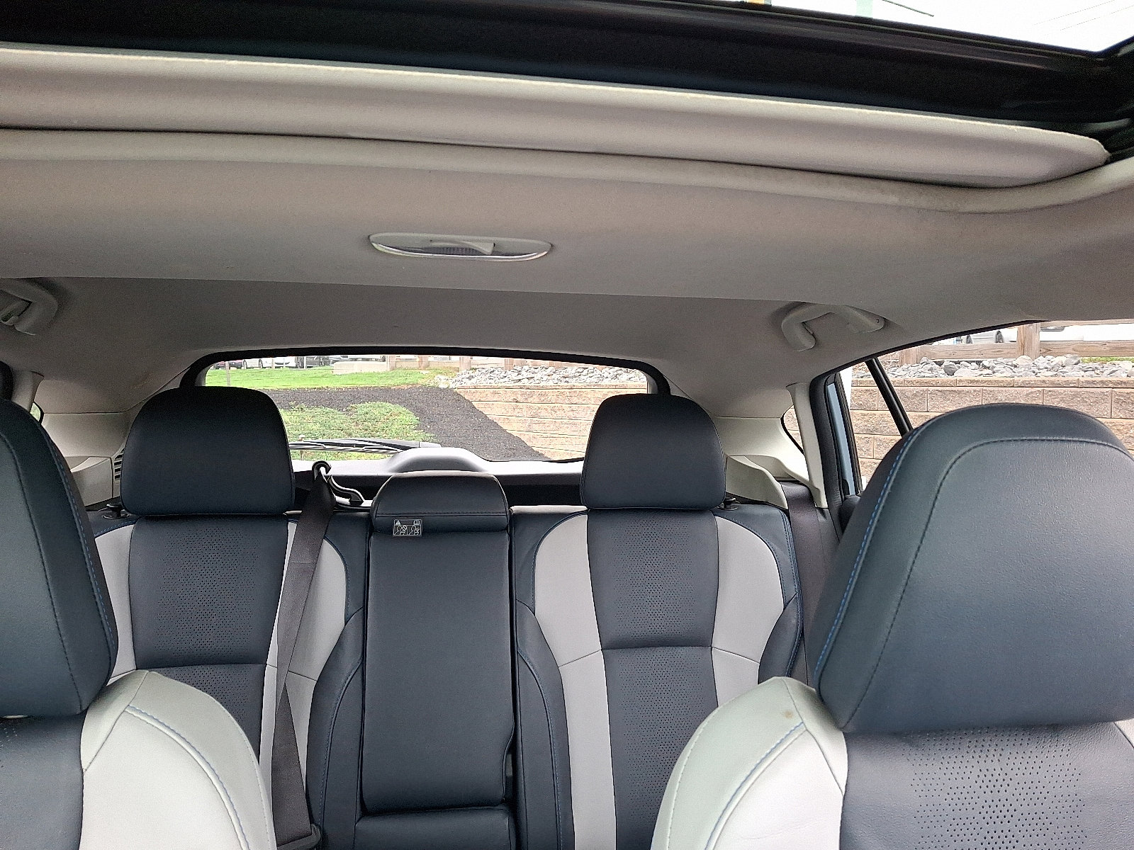 Used 2019 Subaru Crosstrek Hybrid w/ Moonroof Package w/Navigation image 37