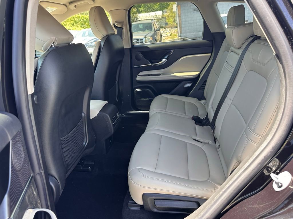 Used 2025 Lincoln Corsair FWD image 25