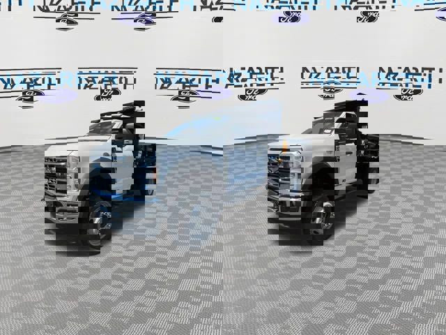 New 2025 Ford F550 4x4 Regular Cab Super Duty image 4