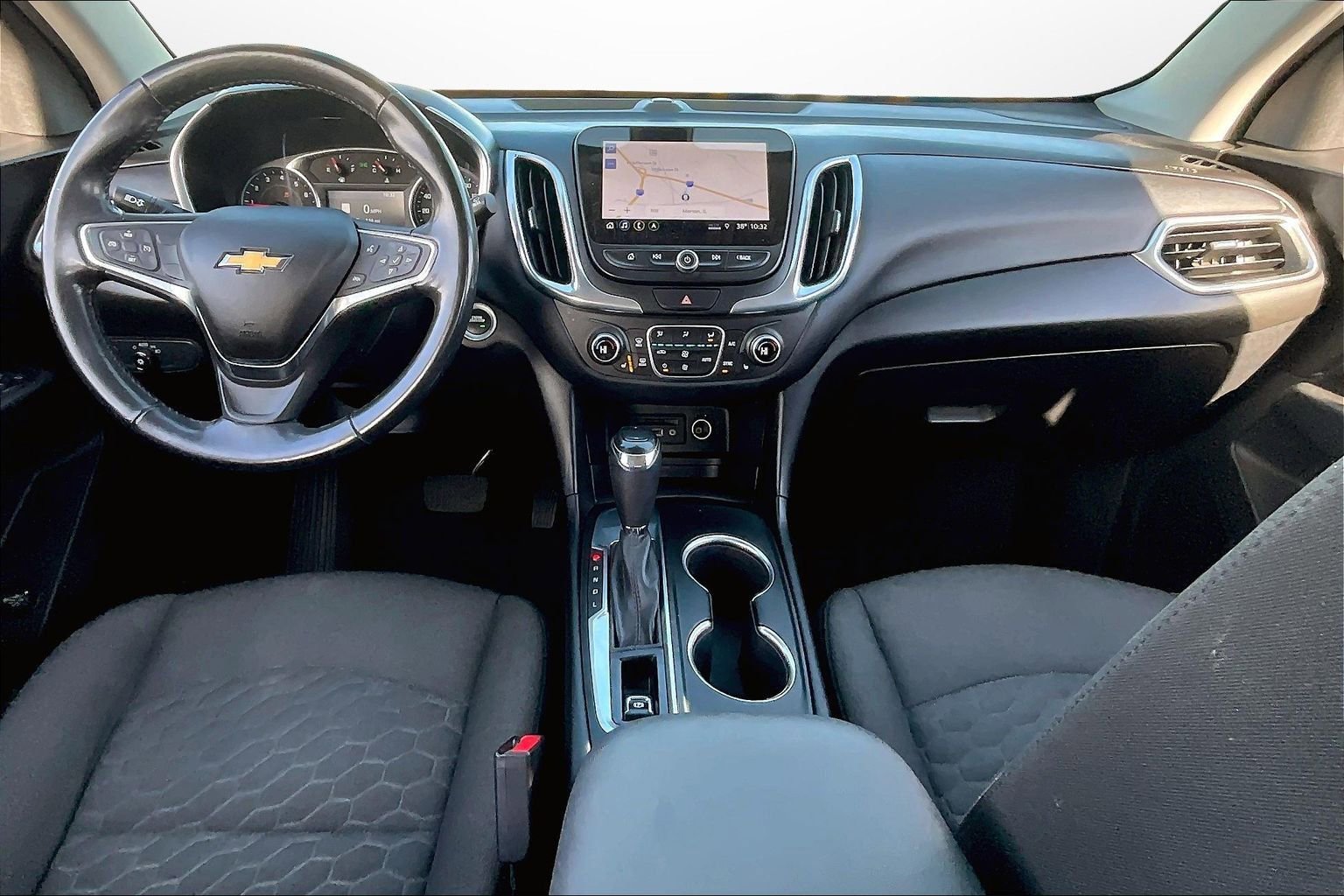 Used 2019 Chevrolet Equinox LT w/ Lights and Bright Package image 14