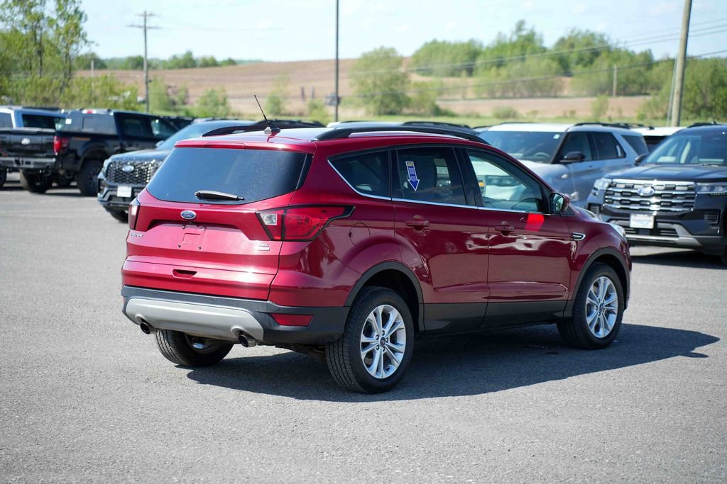 Used 2019 Ford Escape SEL AWD/4WD image 5