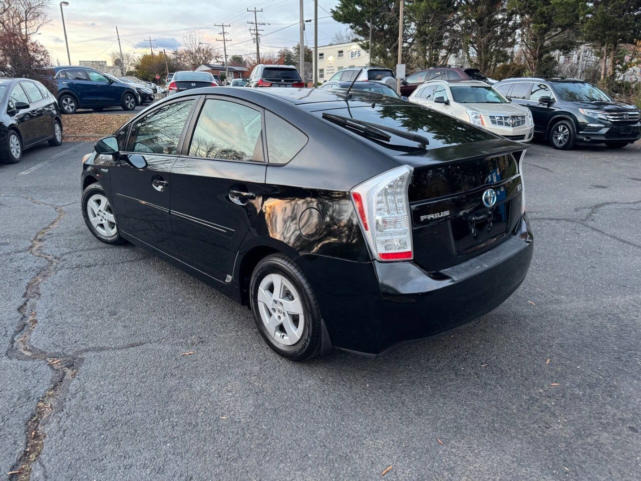 Used 2010 Toyota Prius Three image 5