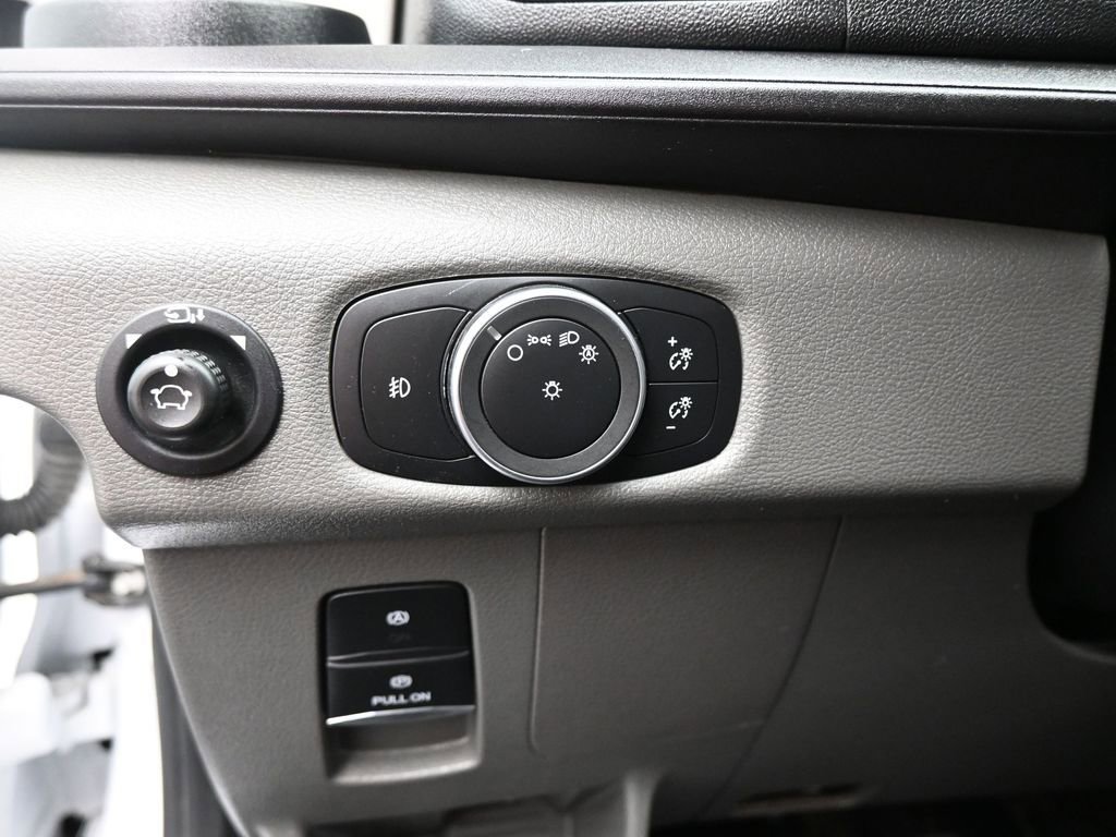 Certified 2022 Ford Transit 350 XLT image 11