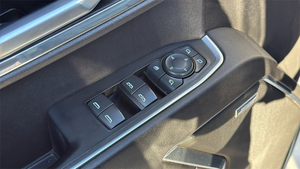 Used 2023 Chevrolet Silverado 1500 LTZ image 11