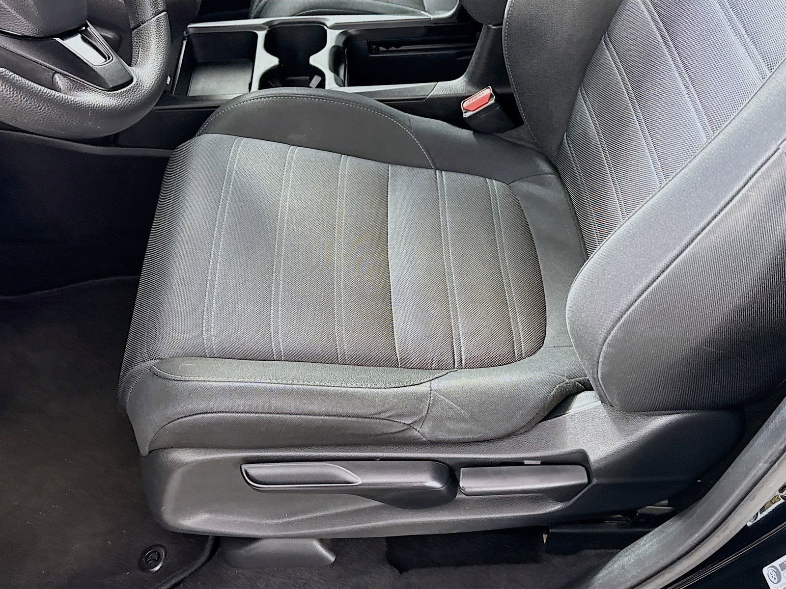 Used 2020 Honda CR-V LX image 15