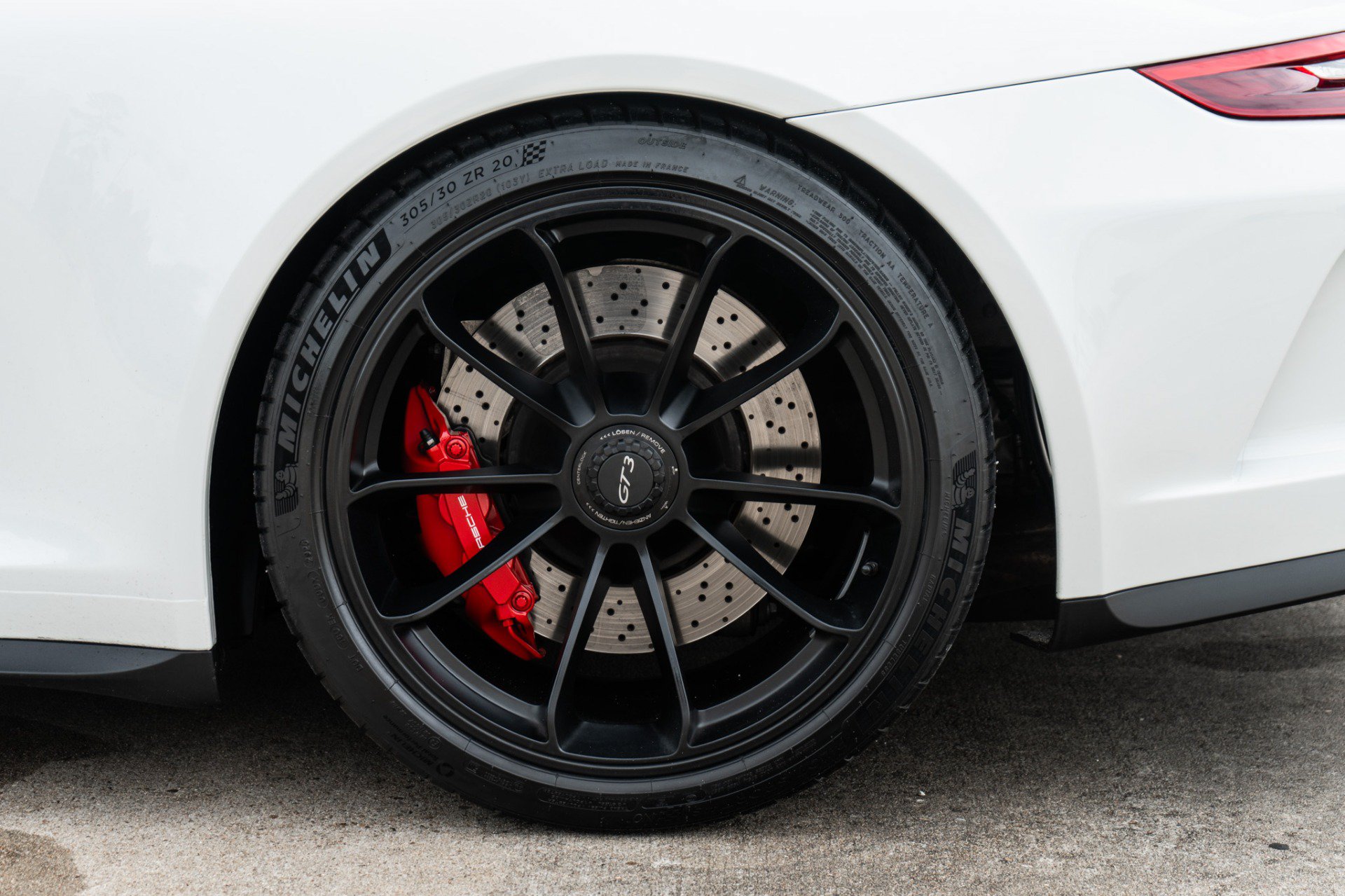 Used 2018 Porsche 911 GT3 RWD image 40