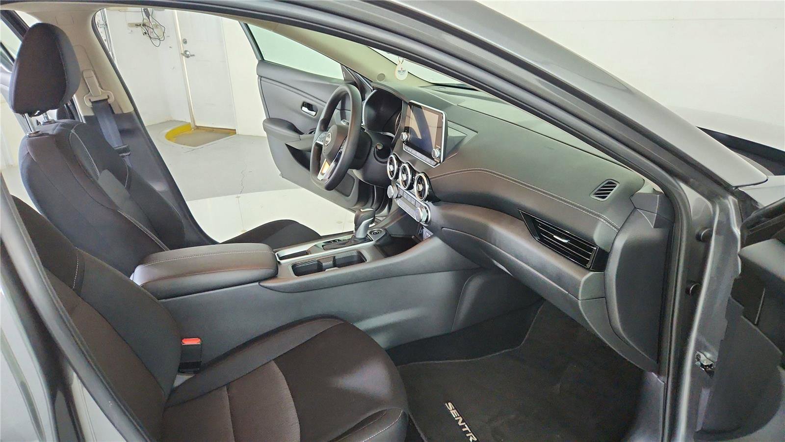 Certified 2025 Nissan Sentra SV w/ Trunk Package image 60