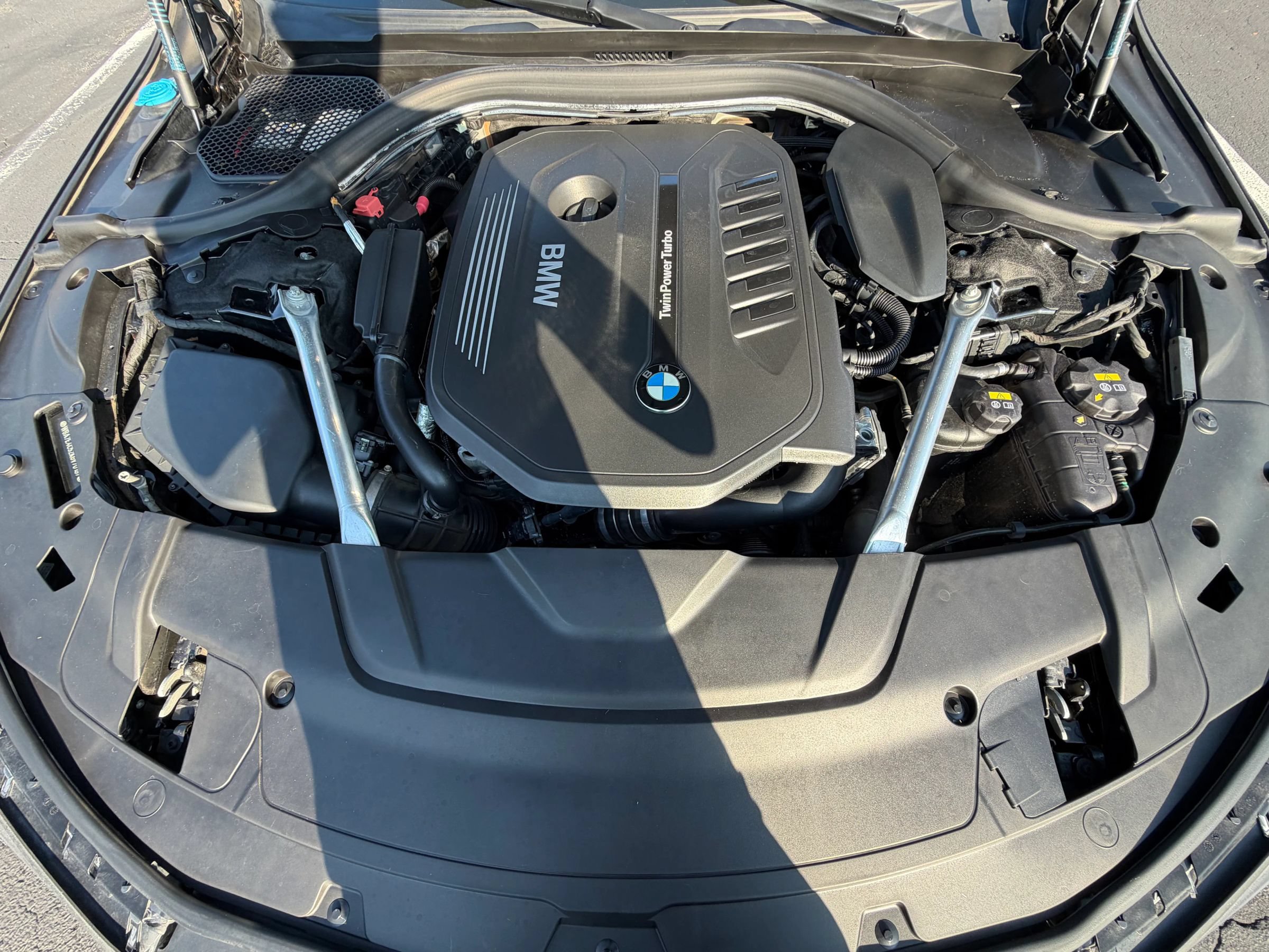Used 2019 BMW 740i xDrive w/ M Sport Package AWD/4WD image 10