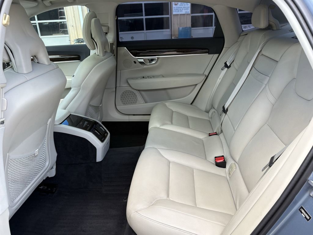Used 2018 Volvo S90 T5 Momentum w/ Convenience Package FWD image 25