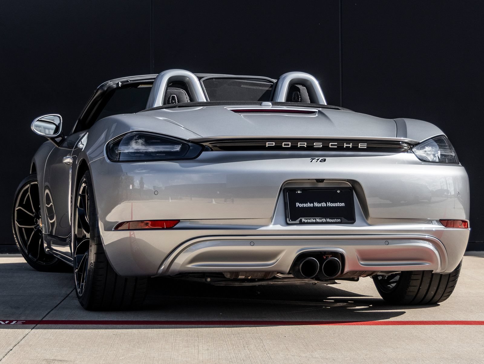 Certified 2024 Porsche 718 Boxster RWD image 10