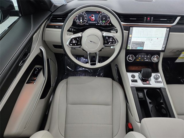 New 2026 Jaguar F-PACE R-Dynamic S image 13