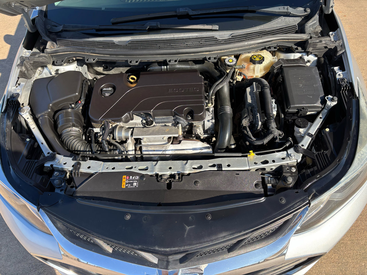 Used 2019 Chevrolet Cruze LT image 19