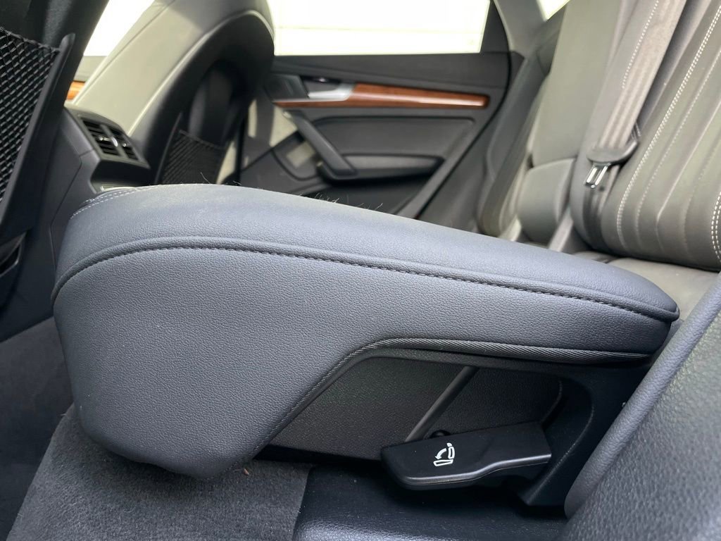 Used 2021 Audi Q5 2.0T Premium image 39