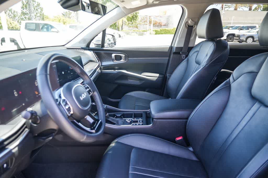Used 2025 Kia Sorento EX w/ Panoramic Sunroof Package FWD image 18