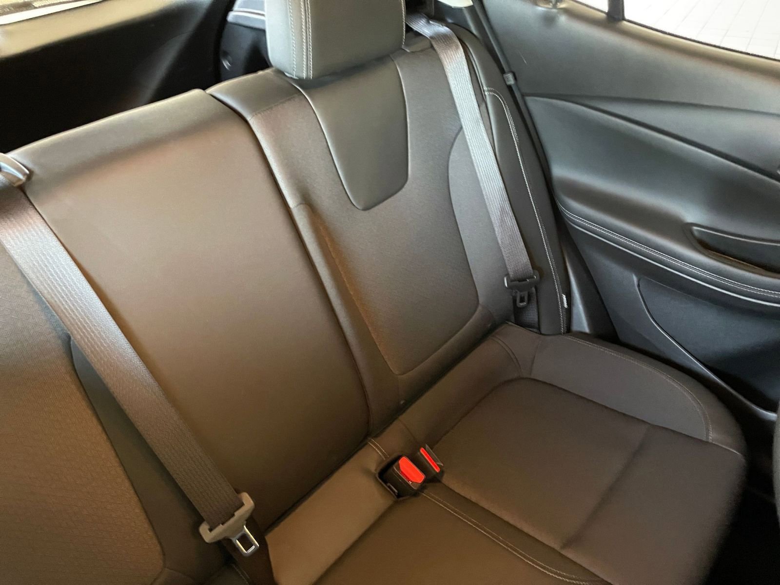 Used 2025 Buick Encore GX Preferred FWD image 62