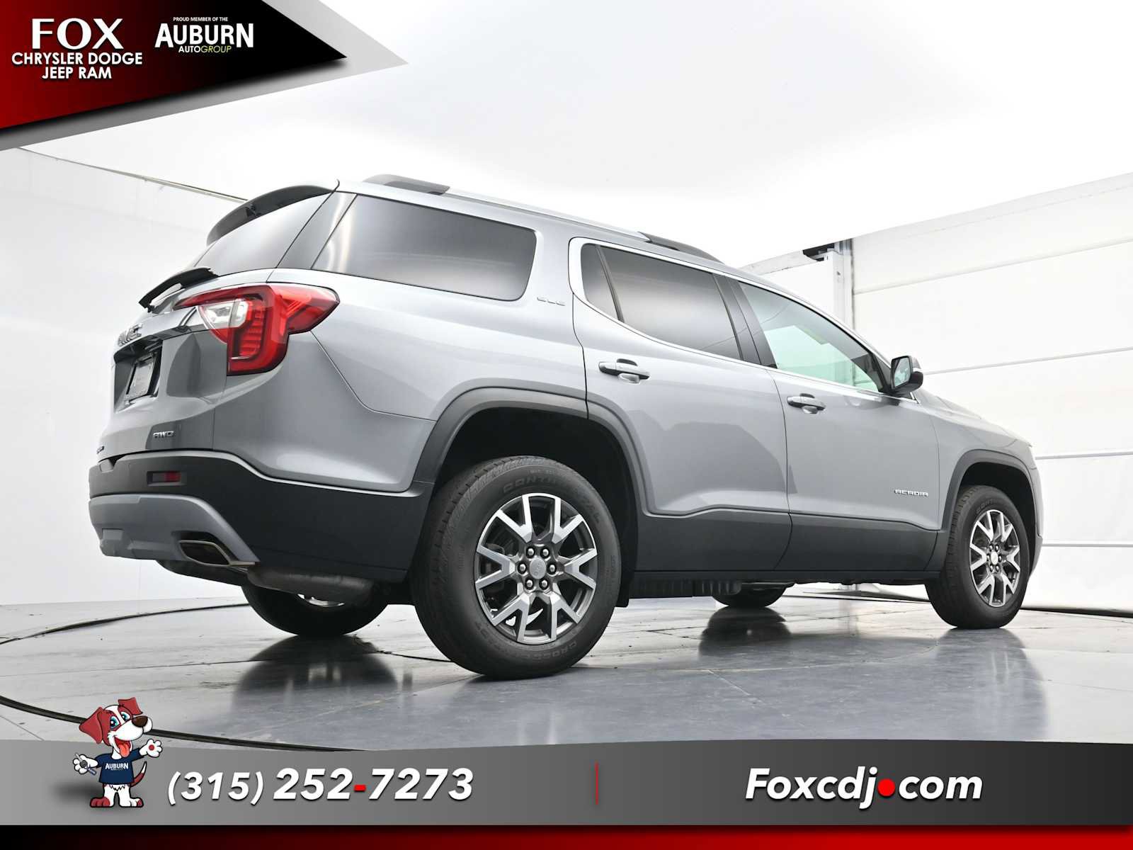 Used 2023 GMC Acadia SLE w/ Driver Convenience Package image 19