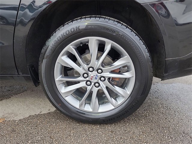 Used 2023 Buick Enclave Avenir w/ Avenir Technology Package image 31