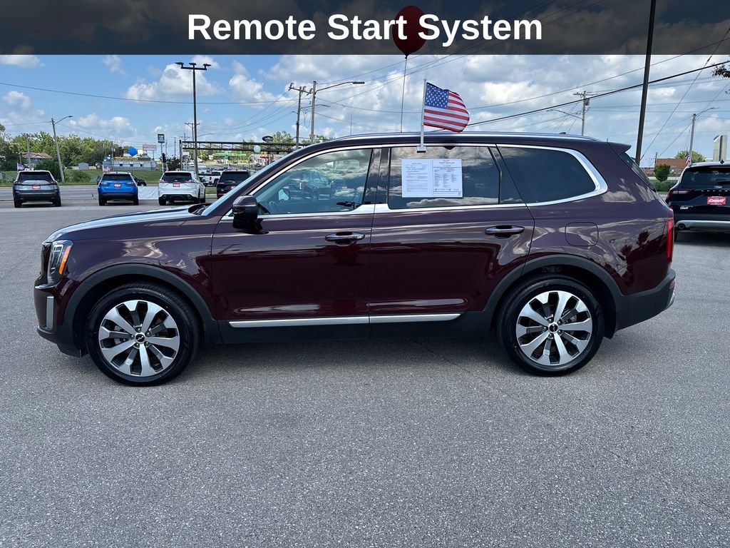 Used 2022 Kia Telluride S AWD/4WD image 2