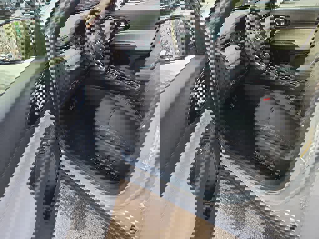 New 2026 Jeep Compass Limited image 16