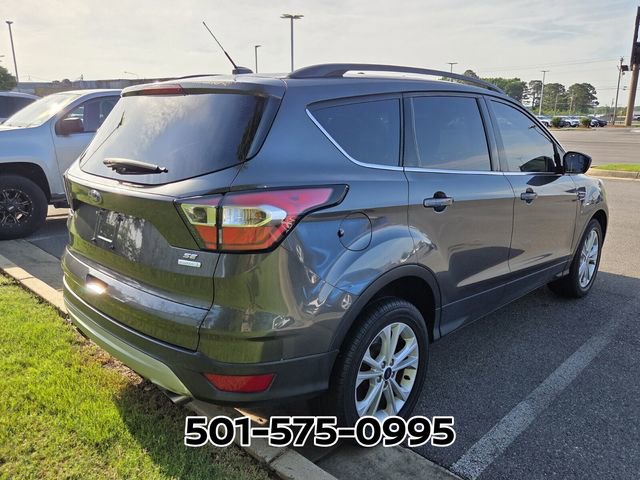 Used 2018 Ford Escape SE FWD image 5