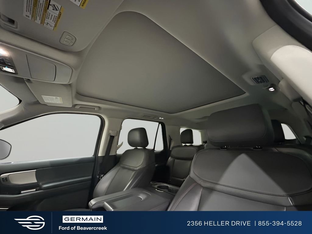 Certified 2025 Ford Expedition Active image 22