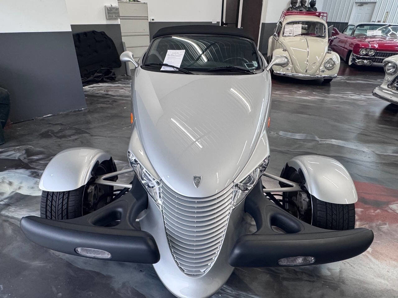 Used 2000 Plymouth Prowler image 18