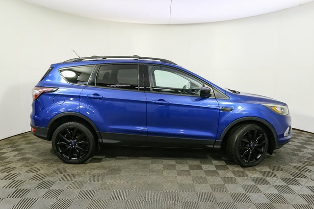 Used 2017 Ford Escape SE w/ Equipment Group 201A image 14