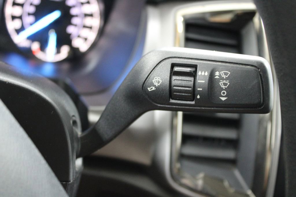 Used 2019 Ford Ranger XLT image 39