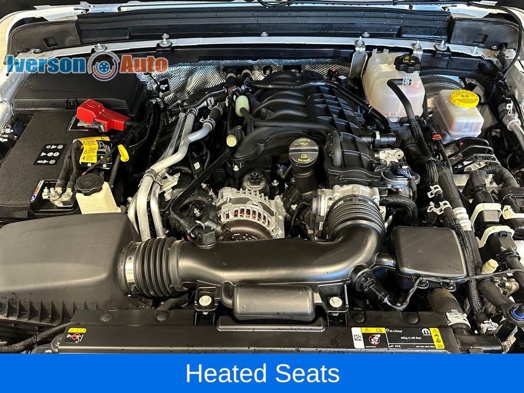 Used 2024 Jeep Wrangler Sahara w/ Technology Group image 12