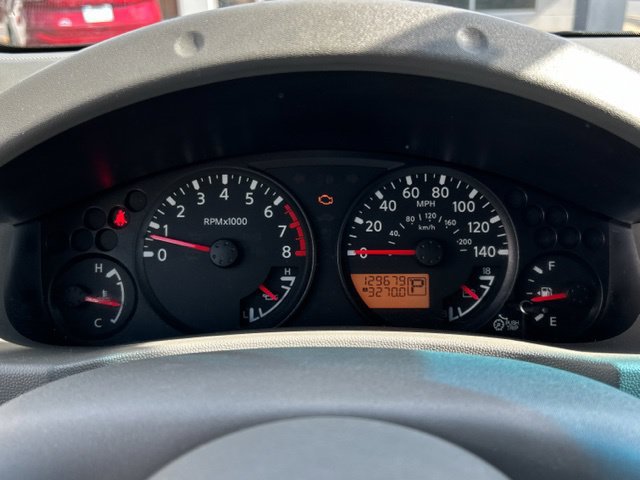 Used 2015 Nissan Frontier SV w/ SV Value Truck Package RWD image 31