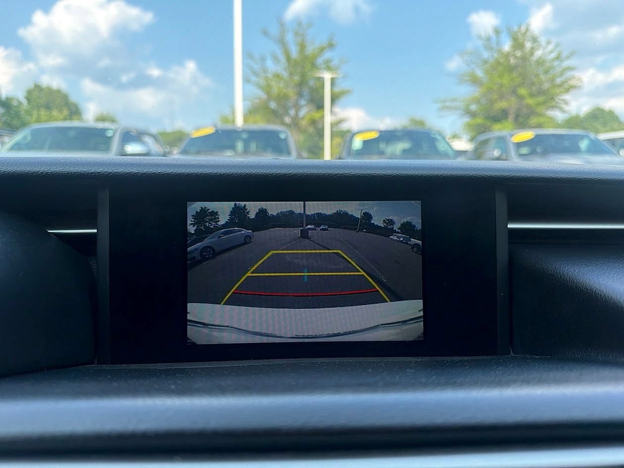 Used 2016 Lexus IS 350 RWD image 25