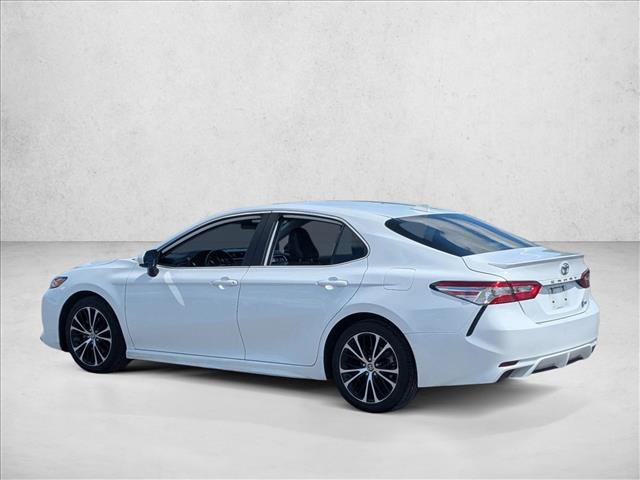 Used 2020 Toyota Camry SE FWD image 7